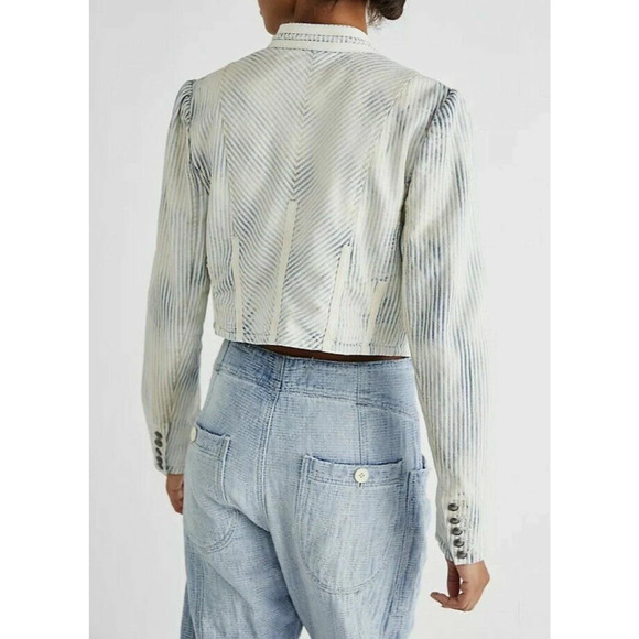 Free People Distressed Factory Bleached Out Indigo Cassie Jacket Crop Medium - Picture 11 of 16
